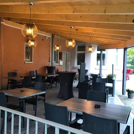 & Restaurant 