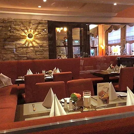 & Restaurant 