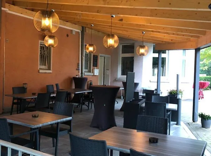 & Restaurant 